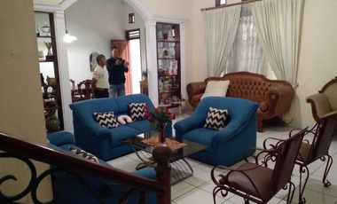 Di sewakan rumah di kavling marinir pondok kelapa duren sawit Jaktim