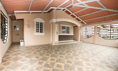 VENTA DE CASA EN URBANIZACIÓN SANTA SOFA PACORA