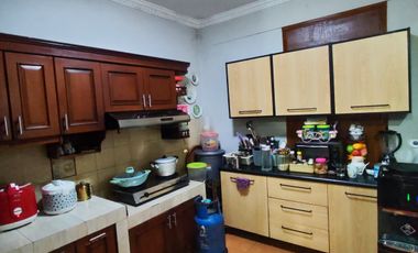 Rumah Bagus Tanah Luas Dekat Pintu Toll di Jatiwaringin Kota Bekasi