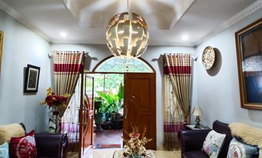 Rumah Bagus Tanah Luas Dekat Pintu Toll di Jatiwaringin Kota Bekasi