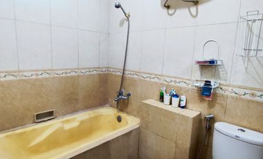 Rumah Bagus Tanah Luas Dekat Pintu Toll di Jatiwaringin Kota Bekasi