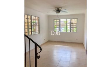 Venta de casa en Altos de Panamá $450.000