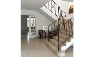 Venta de casa en Altos de Panamá $450.000