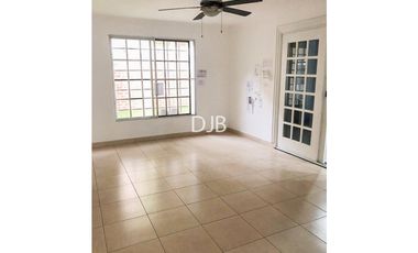 Venta de casa en Altos de Panamá $450.000