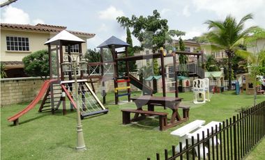 Venta de casa en Altos de Panamá $450.000