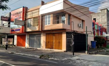 Ruko 2 lantai strategis Jogja Jl.Menteri Supeno Ltanah 142 m² LB 125 m
