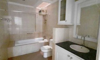 Jual / Sewa Rumah Tenggilis Utara 2 Lantai Surabaya Dekat Kampus