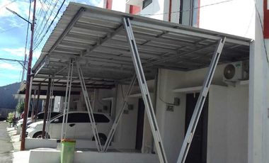 di kontrakan ruah dua lantai di sawangan