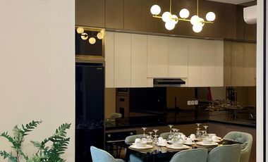 Rumah Mewah di Jakarta Selatan sudah fullfurnished dan free biaya2 , ada rooftop yang keren.