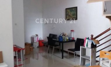 Rumah 2 Lantai Siap Huni Area Tanjung Bunga