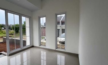 Rumah 2 lantai Siap huni di Sawangan Depok