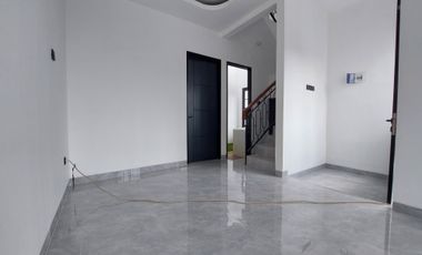 Rumah Klasik Eropa 2 Lantai View Gunung Cicilan 4 Jutaan di Bogor Kota