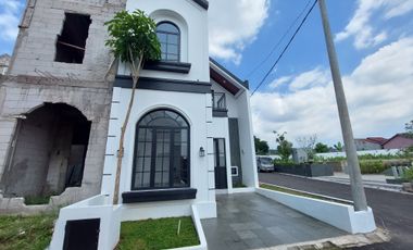 Rumah Klasik Eropa 2 Lantai View Gunung Cicilan 4 Jutaan di Bogor Kota