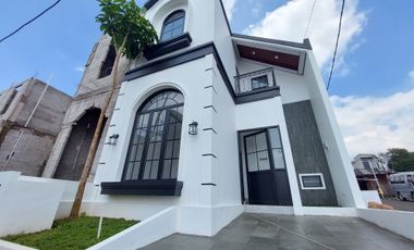 Rumah Klasik Eropa 2 Lantai View Gunung Cicilan 4 Jutaan di Bogor Kota