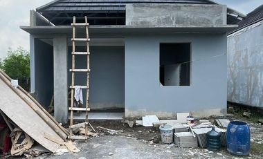 DIJUAL RUMAH SIAP HUNI DAN SIAP BANGUN