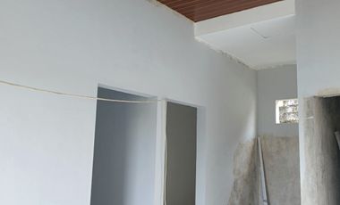 DIJUAL RUMAH SIAP HUNI DAN SIAP BANGUN