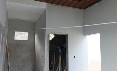 DIJUAL RUMAH SIAP HUNI DAN SIAP BANGUN