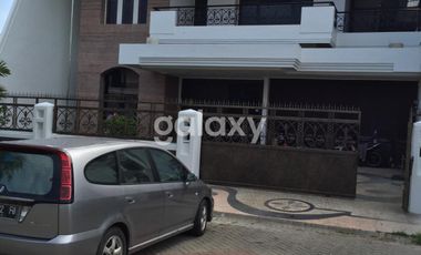 Rumah dijual di RW 09, Klampis Ngasem, Sukolilo, Surabaya, Jawa Timur