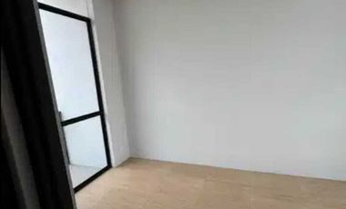 Disewakan rumah 2 lantai Cendana Icon