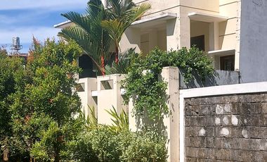 Rumah Besar 2 Lantai Di Perum Menteng Garden Tanjung Bunga