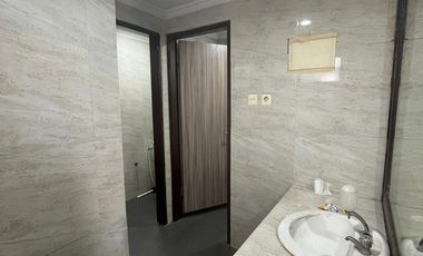 Harga Miring Nego Sampai Jadi! JUAL/SEWA Minibuilding Jatinegara - New