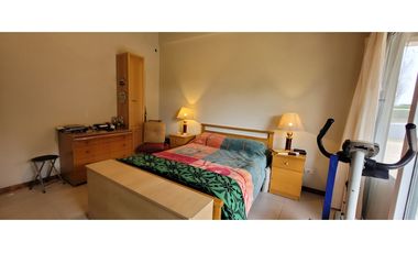 Vendo Casa en la costa, tomo depto en permuta..!!! CABA..!!!