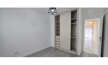 VENTA/ DEPARTAMENTO 2 AMBIENTES A LA CALLE C./ BALCON / MAR DEL PLATA