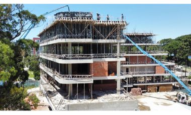 Venta departamento en Pozo 3 amb/ con cochera. FINANCIACION