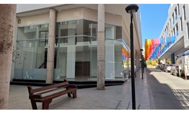 ALQUILER LOCAL, PASEO QUATTRO
