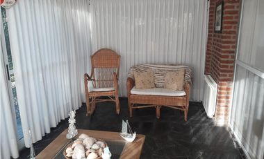 HERMOSA CASA EN CARILO (ACEPTA PERMUTA EN PARTE DE PAGO)