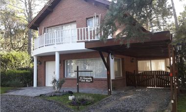 HERMOSA CASA EN CARILO (ACEPTA PERMUTA EN PARTE DE PAGO)