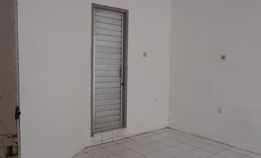 Ruko 4 lantai area perdagangan dan pasar petojo