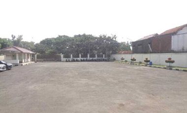 Murah Gedung/Gudang/Kantor di Mainroad Sukarno Hatta hitung tanah saja