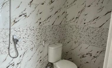 Rumah Brand New Hook 2.5 Lantai Bebas Banjir di Duri Kepa