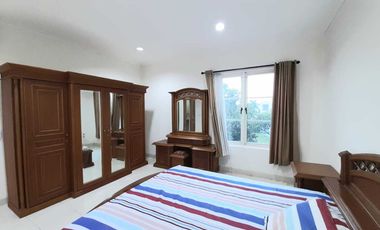 Rumah dengan furnish di Rolling Hills Lippo Karawaci