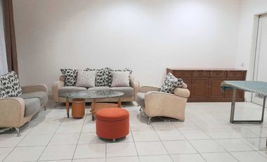 Rumah dengan furnish di Rolling Hills Lippo Karawaci