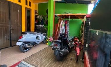 Rumah minimalis 2 lantai plus kontrakan 4 pintu