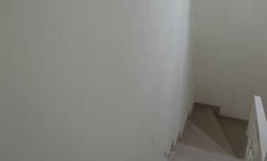 Disewakan Rumah monaco 2 kamar tidur plus sudah ada canopy