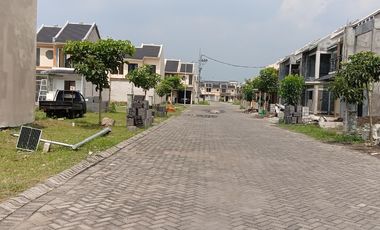 Terrania Living Klopo Sepuluh