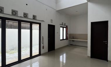 Rumah Hook 2 Lantai Mewah di Beranda Bali BSB City – Dekat UNIKA, Mall