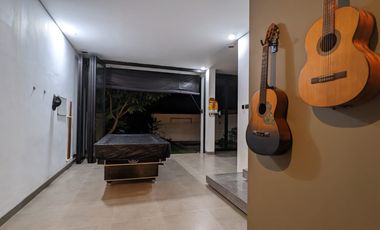 Villa Mewah Minimalis View Sawah di Pantai Saba Gianyar