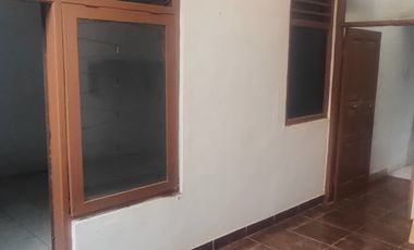 Disewakan Murah Rumah daerah Komplek Pemda Jatiasih Bebas Banjir