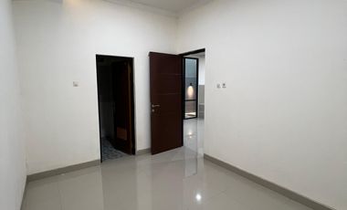 Rumah 2 Lantai Strategis di Kedaton Terrace BSB City