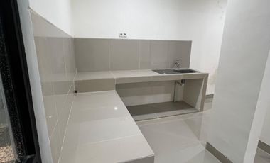 Rumah 2 Lantai Strategis di Kedaton Terrace BSB City