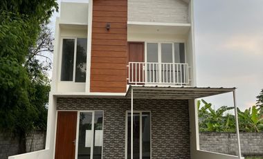 Rumah 2 Lantai di tengah kota Sidoarjo Palm Ville Residence