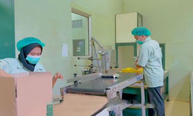 DIJUAL CEPAT PABRIK KOSMETIK AKTIF (masih berjalan baik/team komplit)