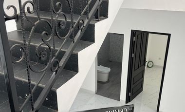 DiJUAL Rumah Baru 2 Lantai