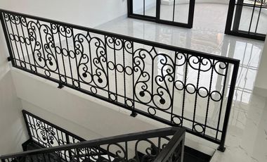 DiJUAL Rumah Baru 2 Lantai