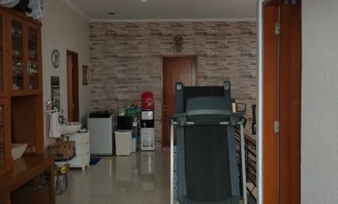 Rumah Dalam Cluster Di Jatiwaringin Jakarta Timur Turun Harga