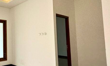 Rumah Baru Siap Huni Dekat Pusat Kota Jogja di Perum Elite Jln Paris